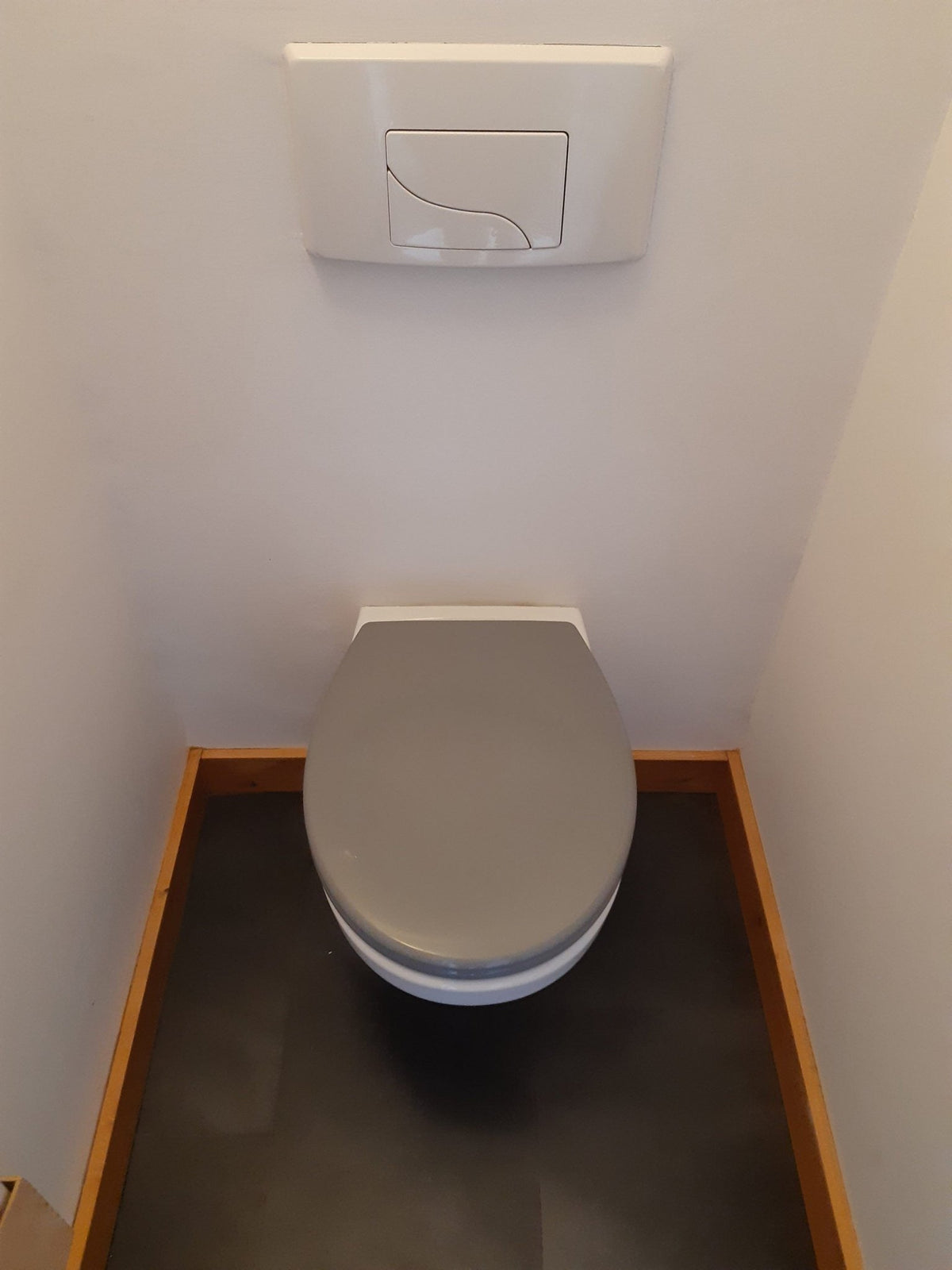 - Toilettes sèches amovibles – Sanzo Box - Lowreka